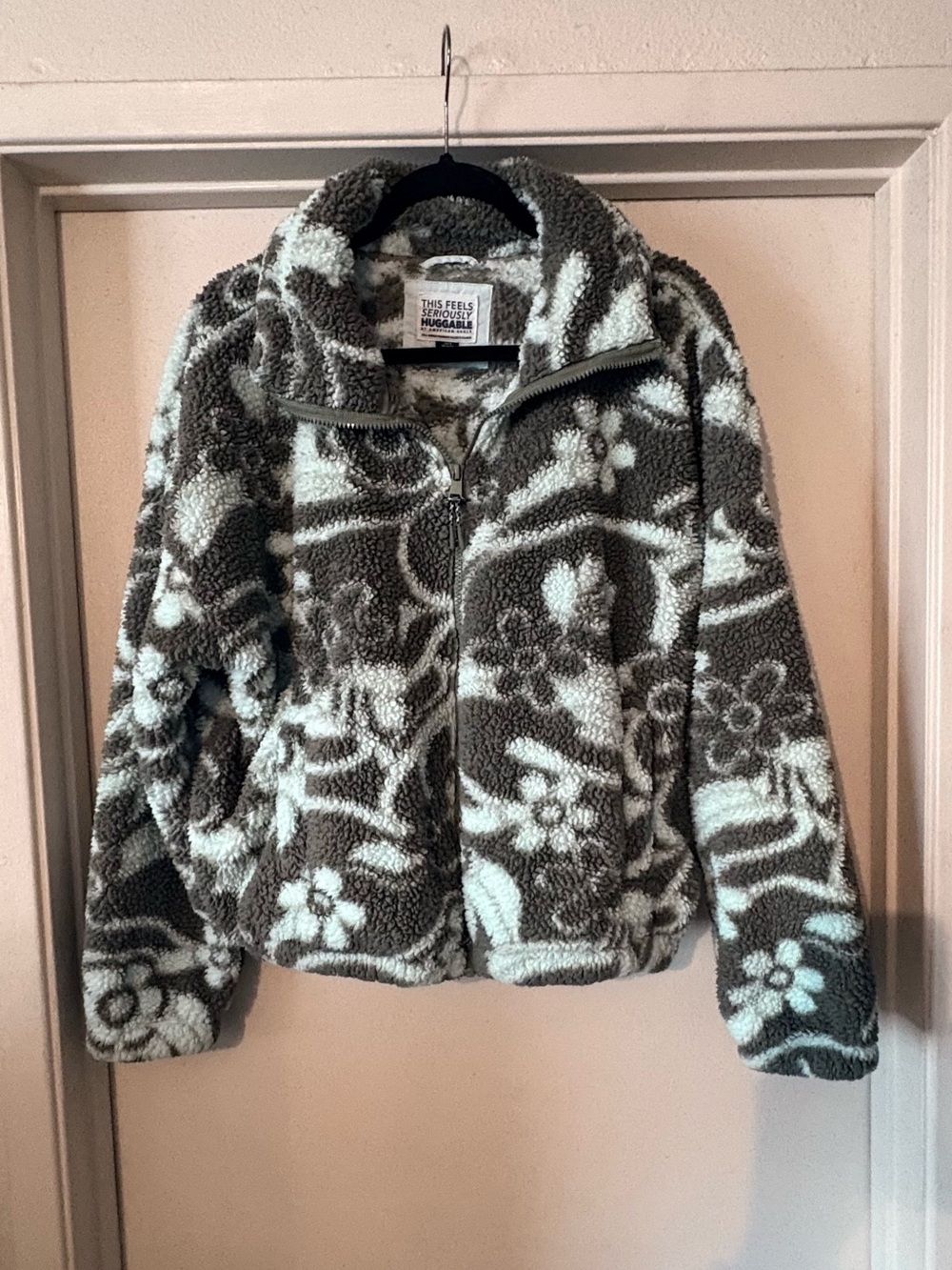 American Eagle Seriously Huggable Floral Sherpa Fleece Zip Jacket Green XS/S